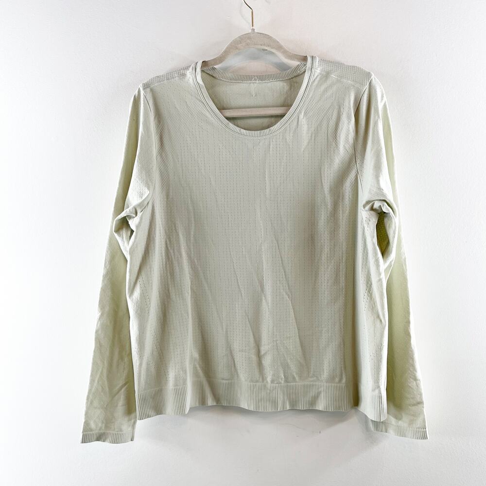 Athleta Momentum Seamless Long Sleeve  Activewear Top Light Green Medium